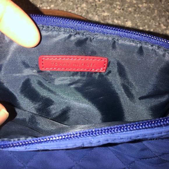 Tommy Hilfiger handbag - Picture 4 of 5